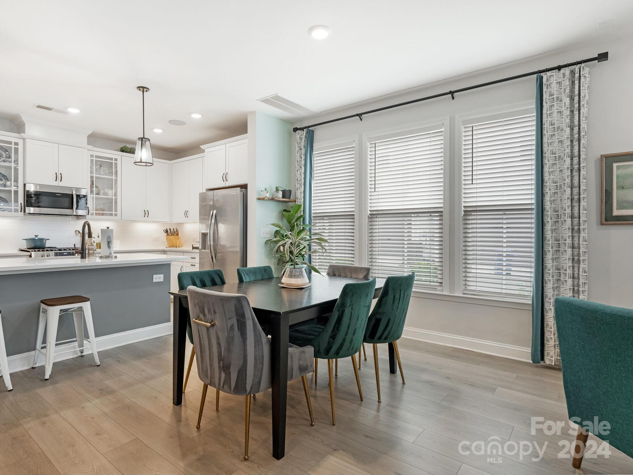 Villa Heights - Residential