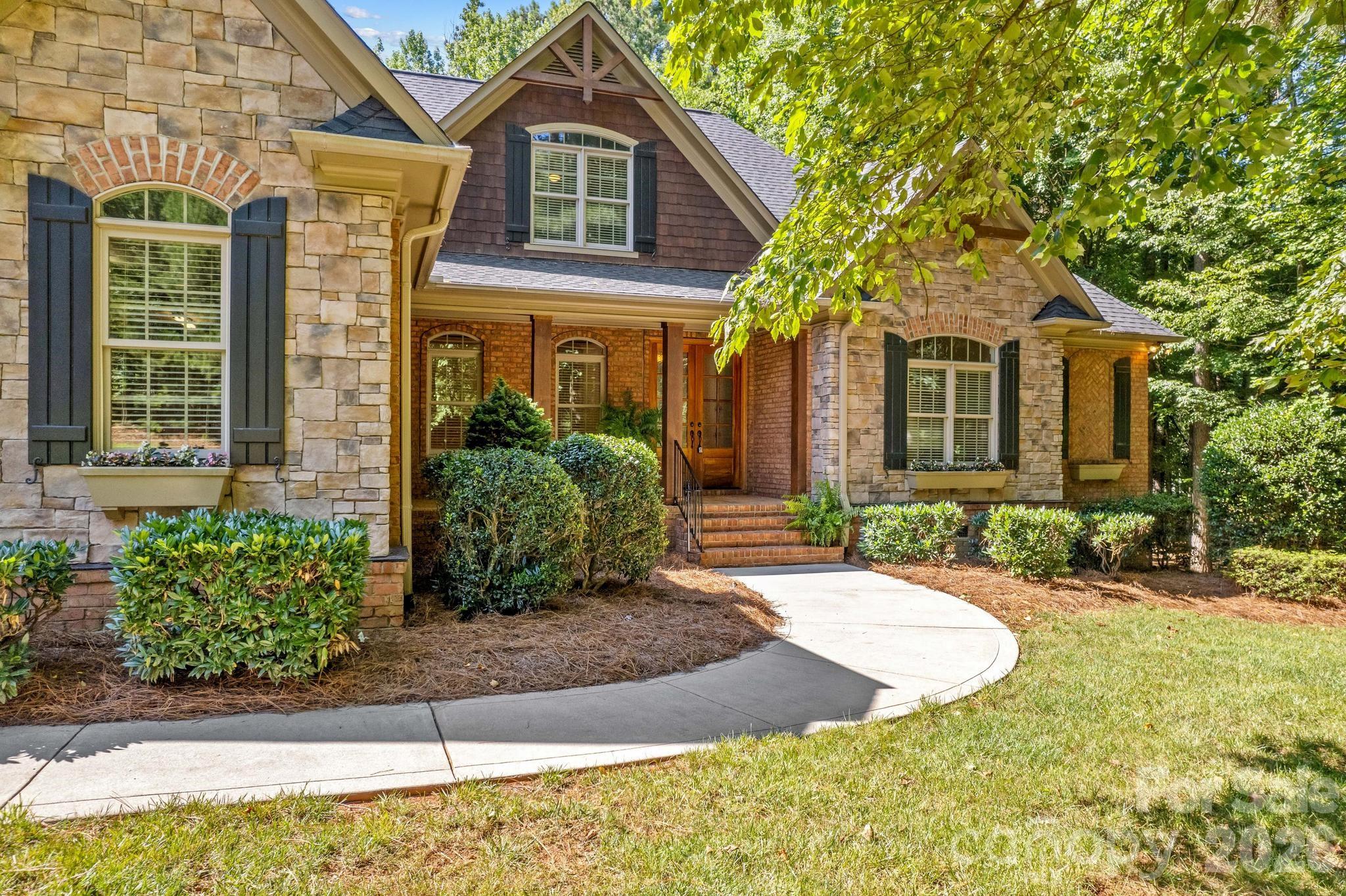 164 Bayberry Creek Circle