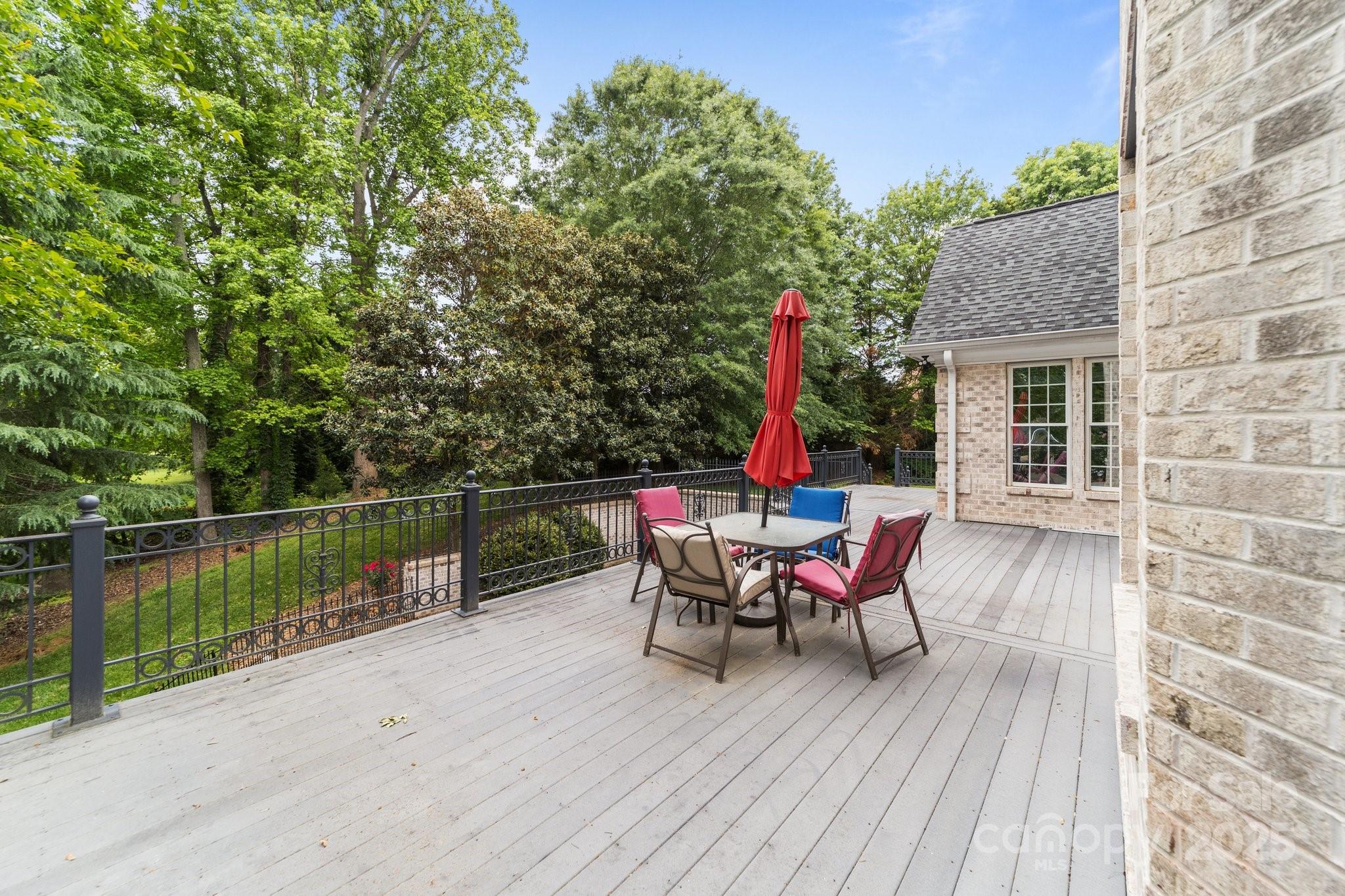 Oak Valley - Residential