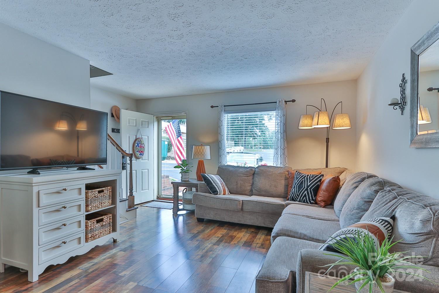 Tara Woods - Residential