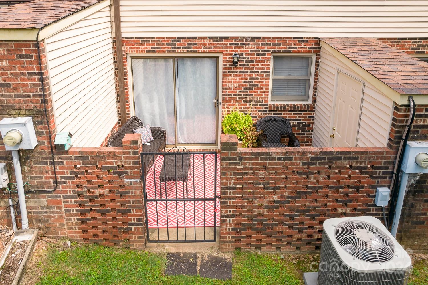 Tara Woods - Residential