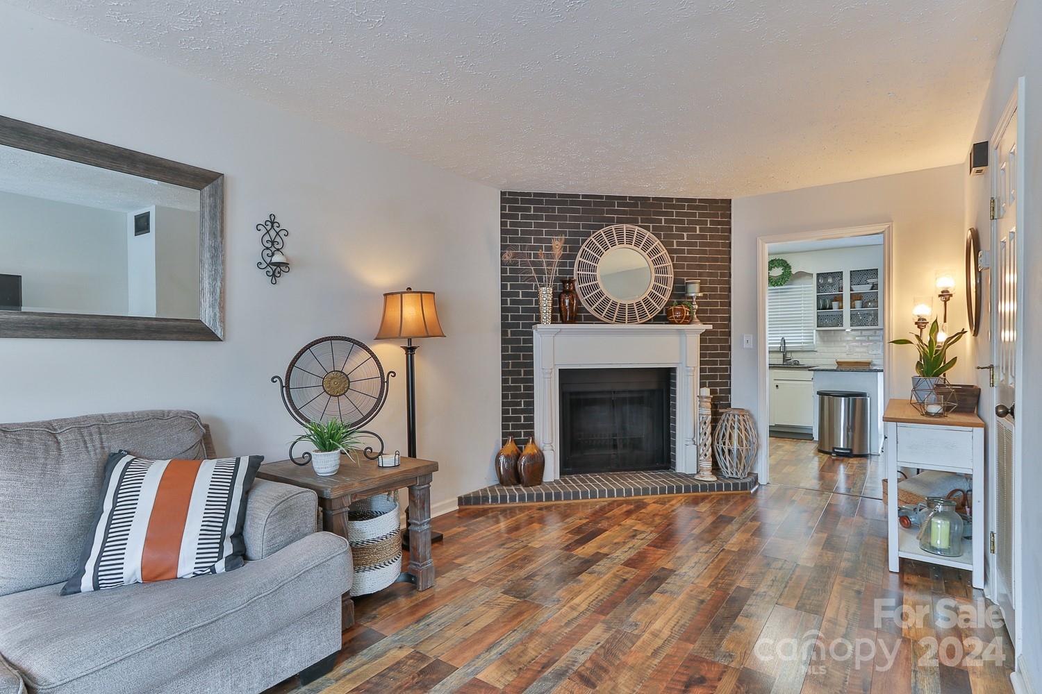 Tara Woods - Residential