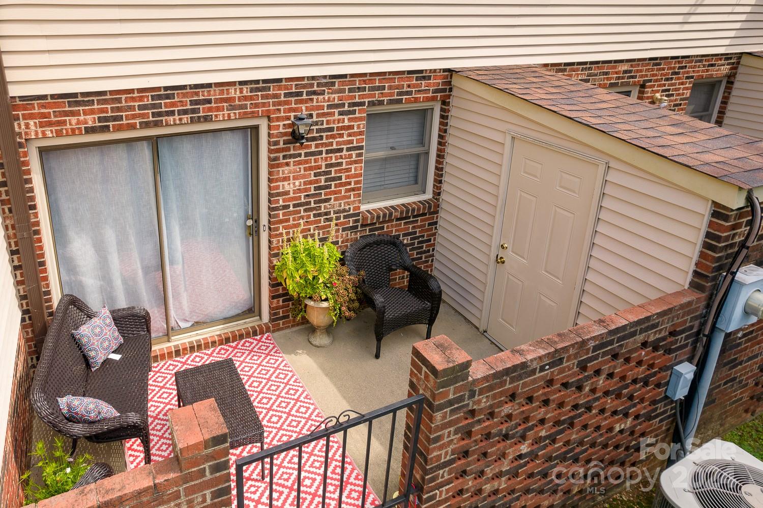 Tara Woods - Residential