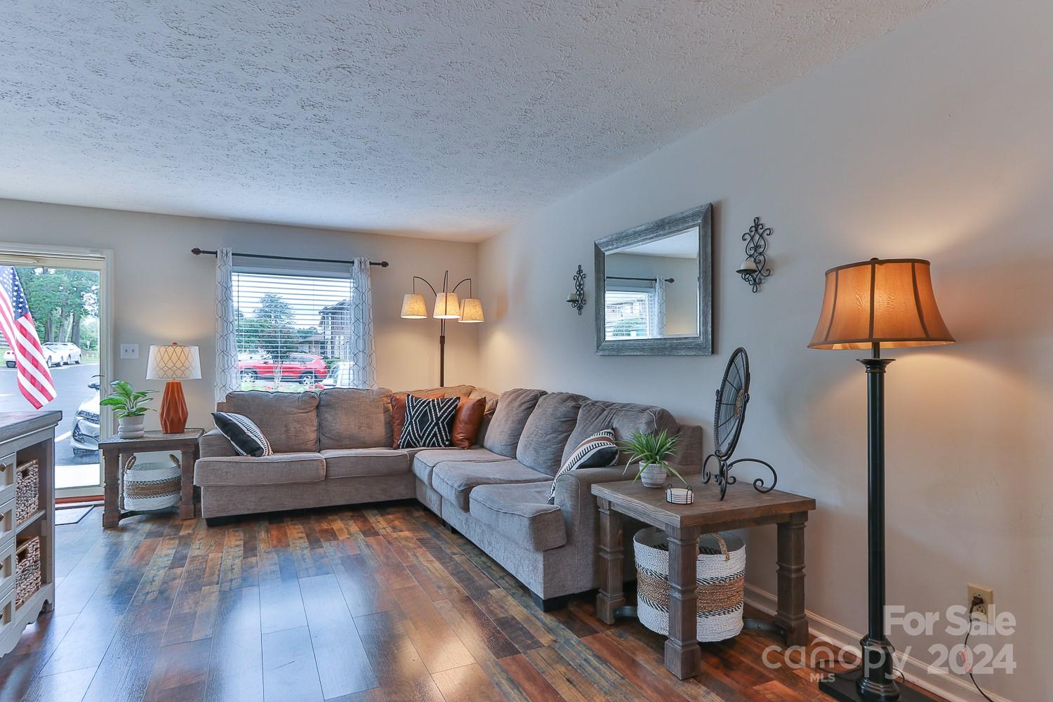 Tara Woods - Residential