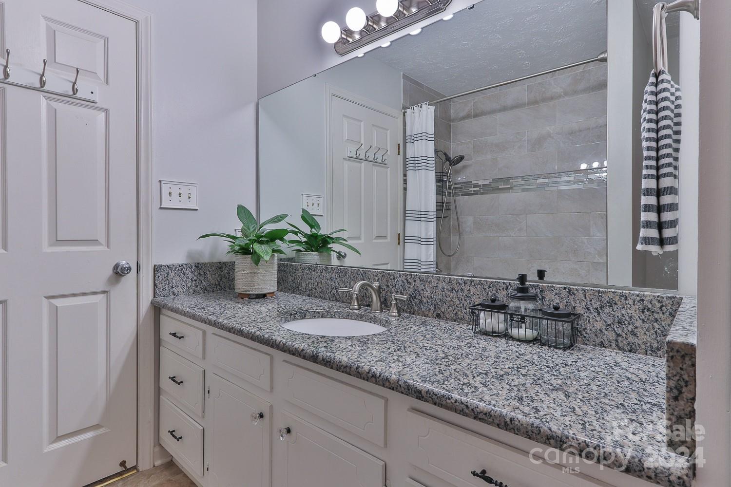 Tara Woods - Residential