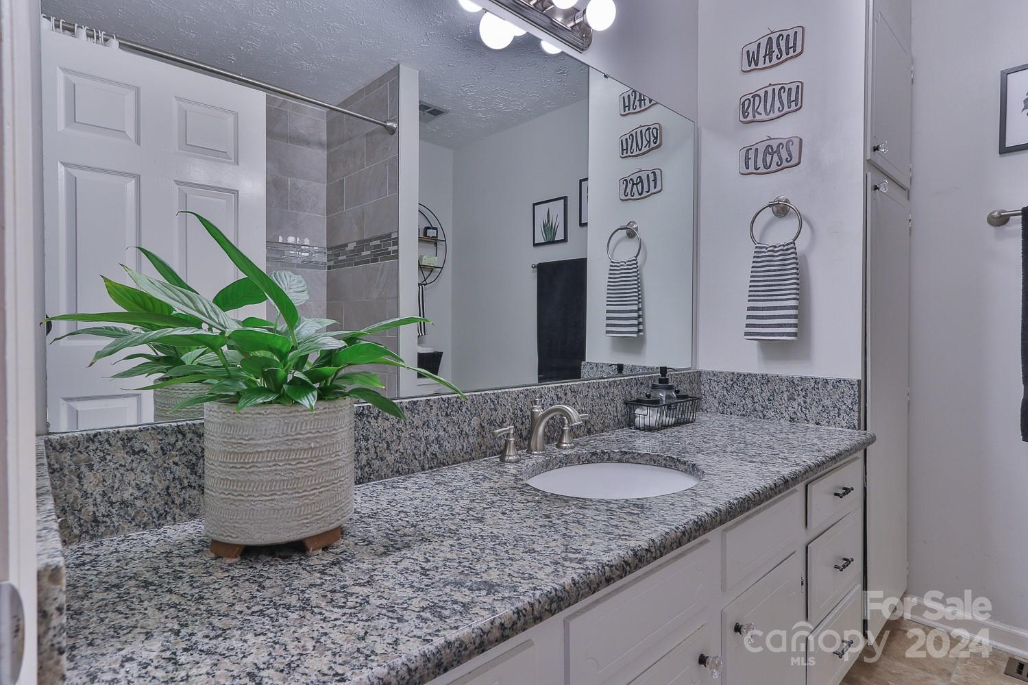 Tara Woods - Residential