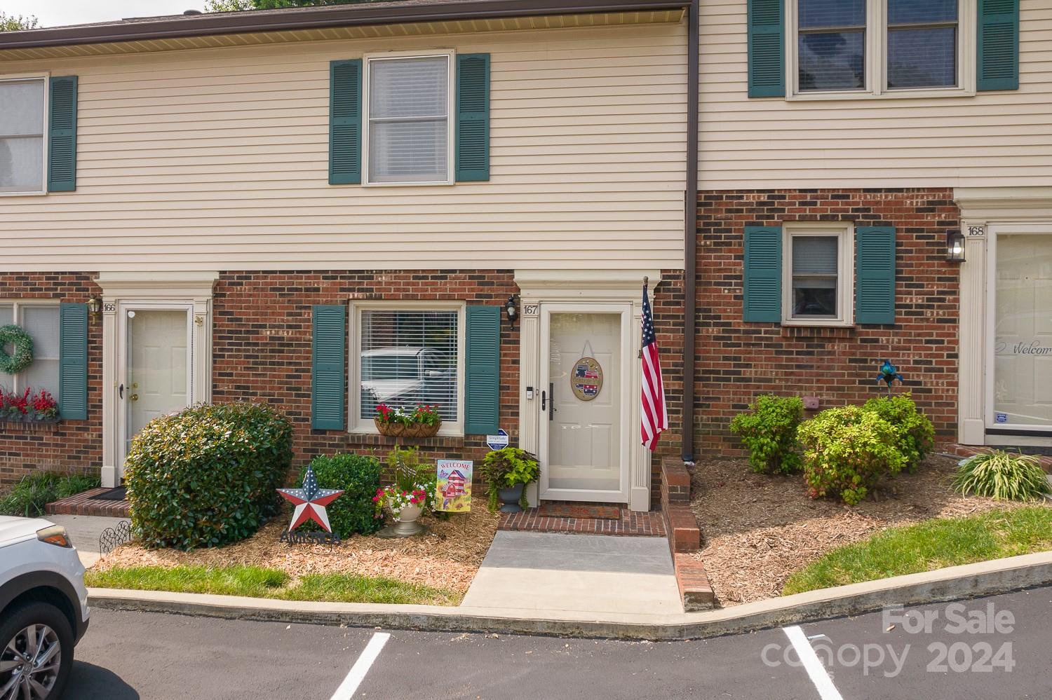 Tara Woods - Residential