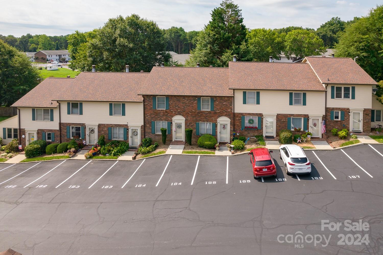 Tara Woods - Residential