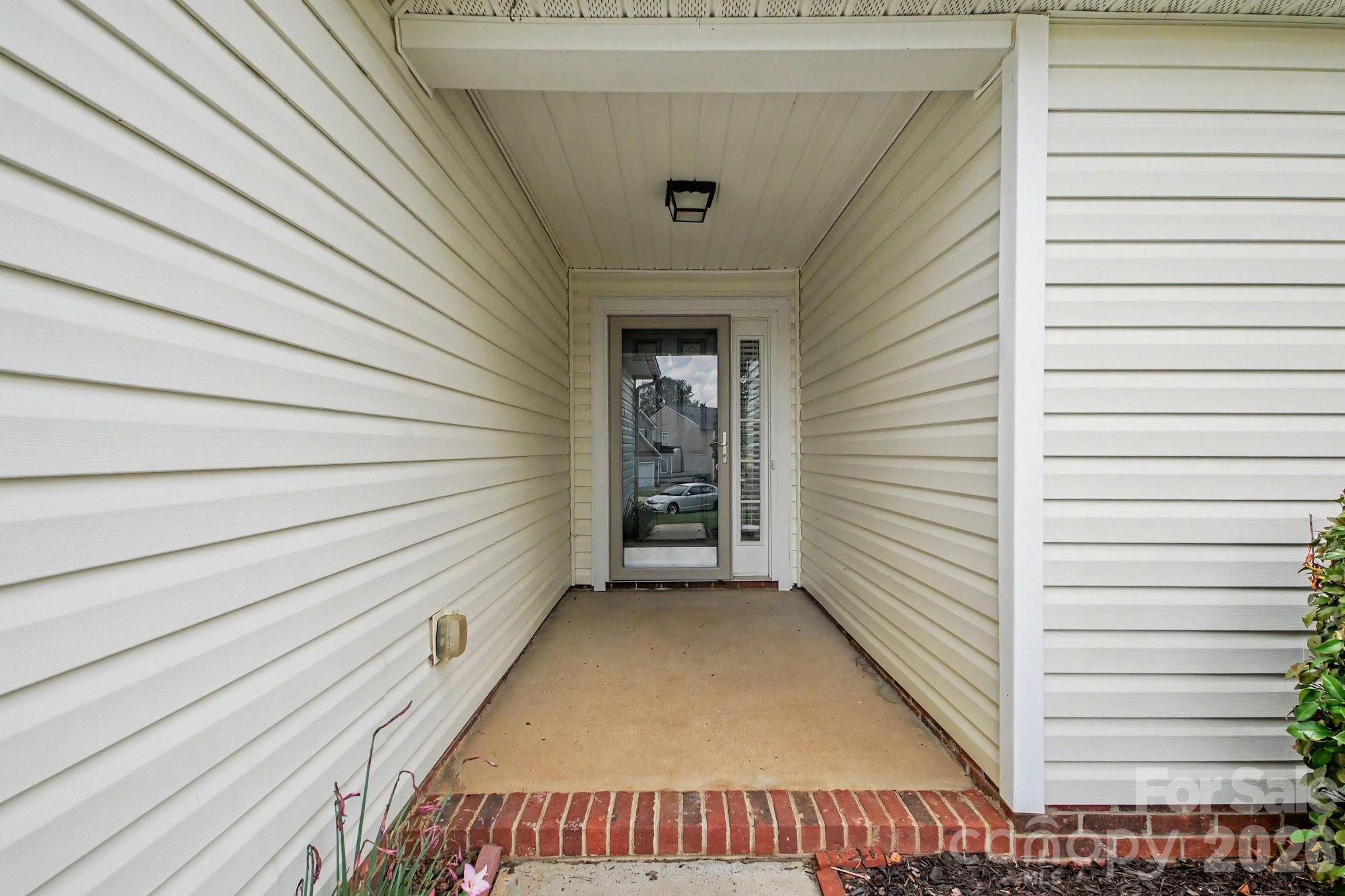108 Briarwood Lane