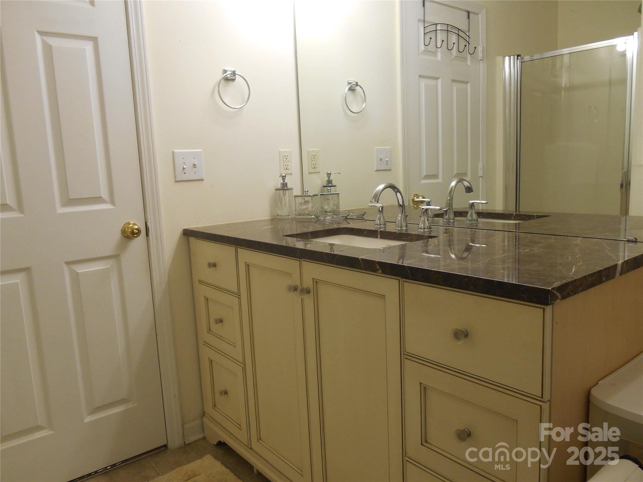 Oakdale Crossing - Residential