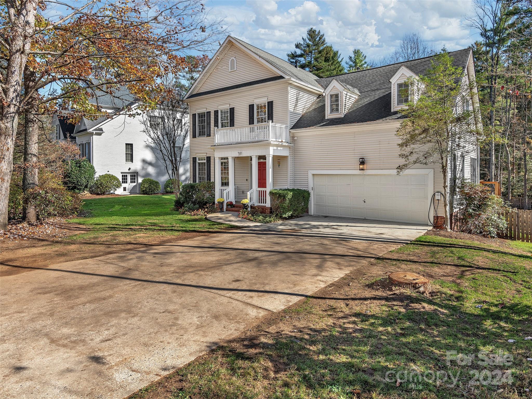 906 Woodvine Road