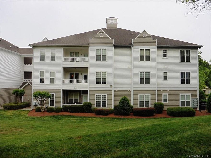 Immaculate, move in ready ground floor unit with 2 B/R & 2 BA. Split bedroom plan with Large master suite and bath. Great room w/gas log fireplace. Covered patio with outside storage shed. Great location across from village green with picnic shelter. Walk to community pool, coffee shops, 131 Main, Cork & Cask, Minutes to Birkdale Village, Lake Norman & I-77. 2nd HOA fee of $187 twice a yr.