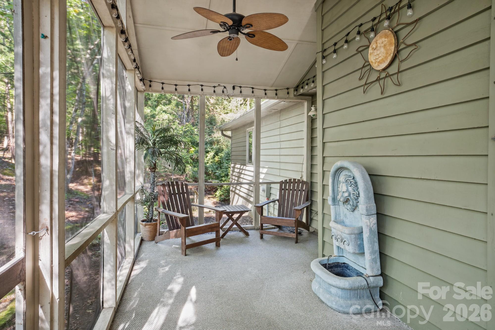 16 Woodvine Lane