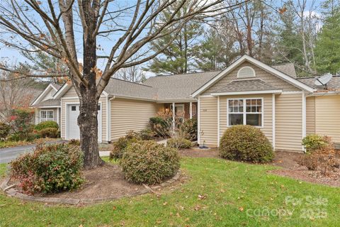 264 Charlestown Drive Hendersonville NC 28792