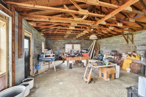 listing image 40