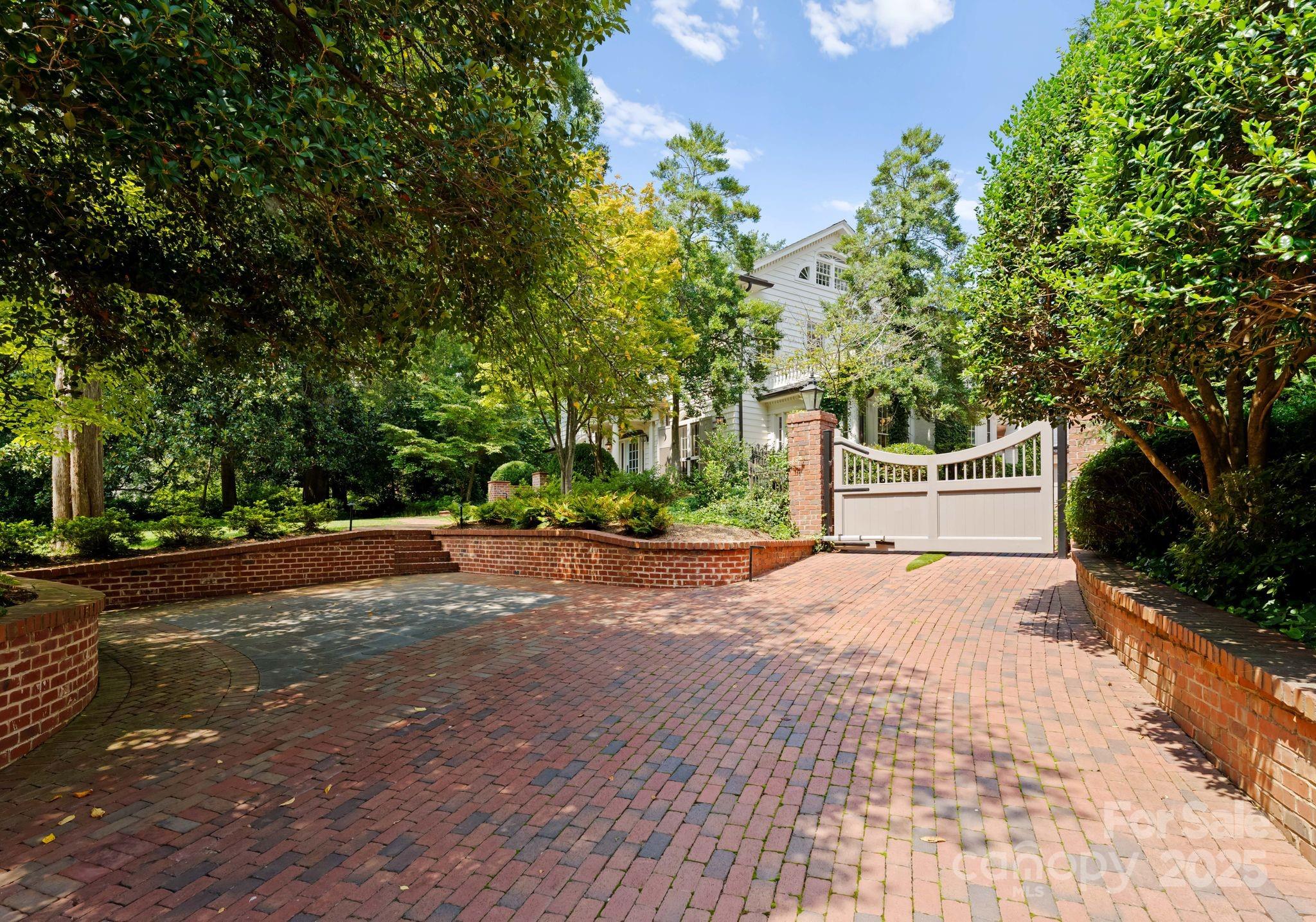 Myers Park - Residential