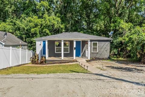 Photo of 529 NW stage Street, Lenoir, NC 28645 (MLS # 4400462)
