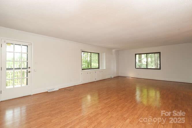 Lakehaven Estates - Residential