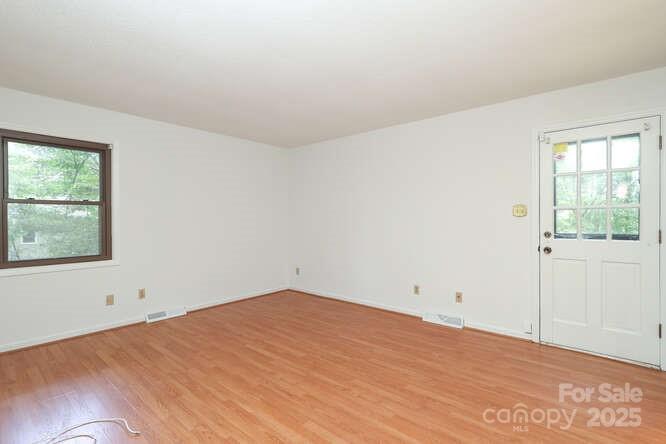 Lakehaven Estates - Residential