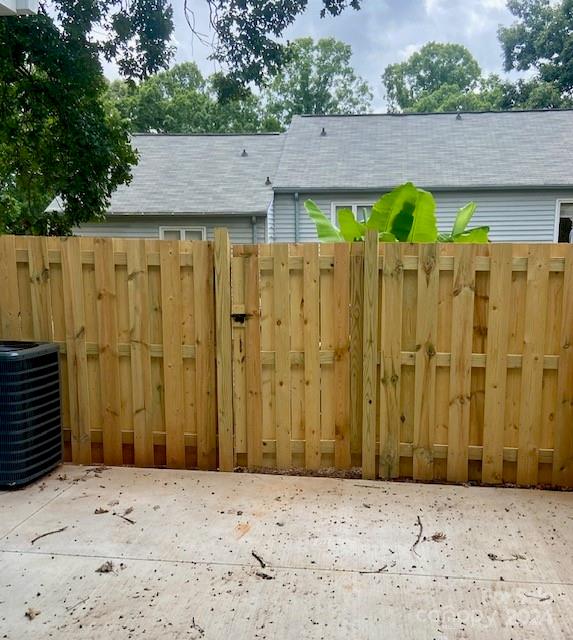 Sharon Lakes - Residential