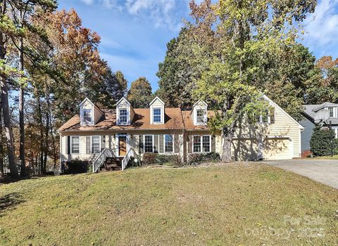 5815 Chapel Creek Court Charlotte NC 28226