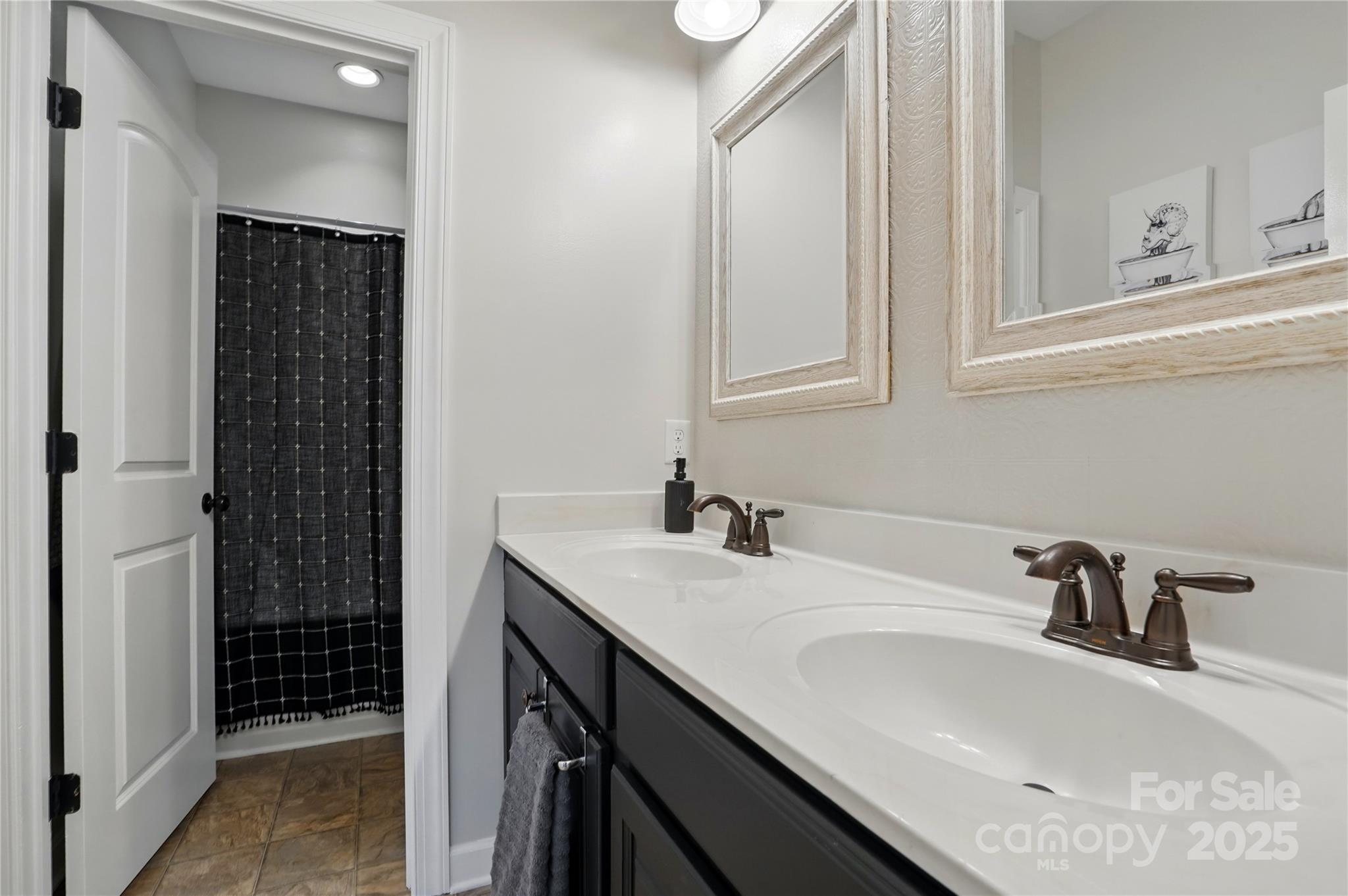 Kings Grove - Residential