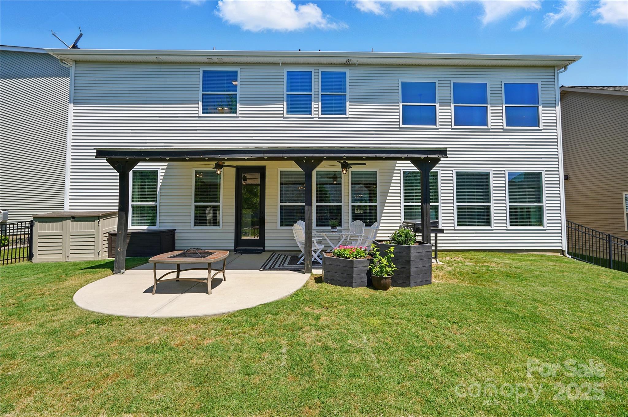 Kings Grove - Residential