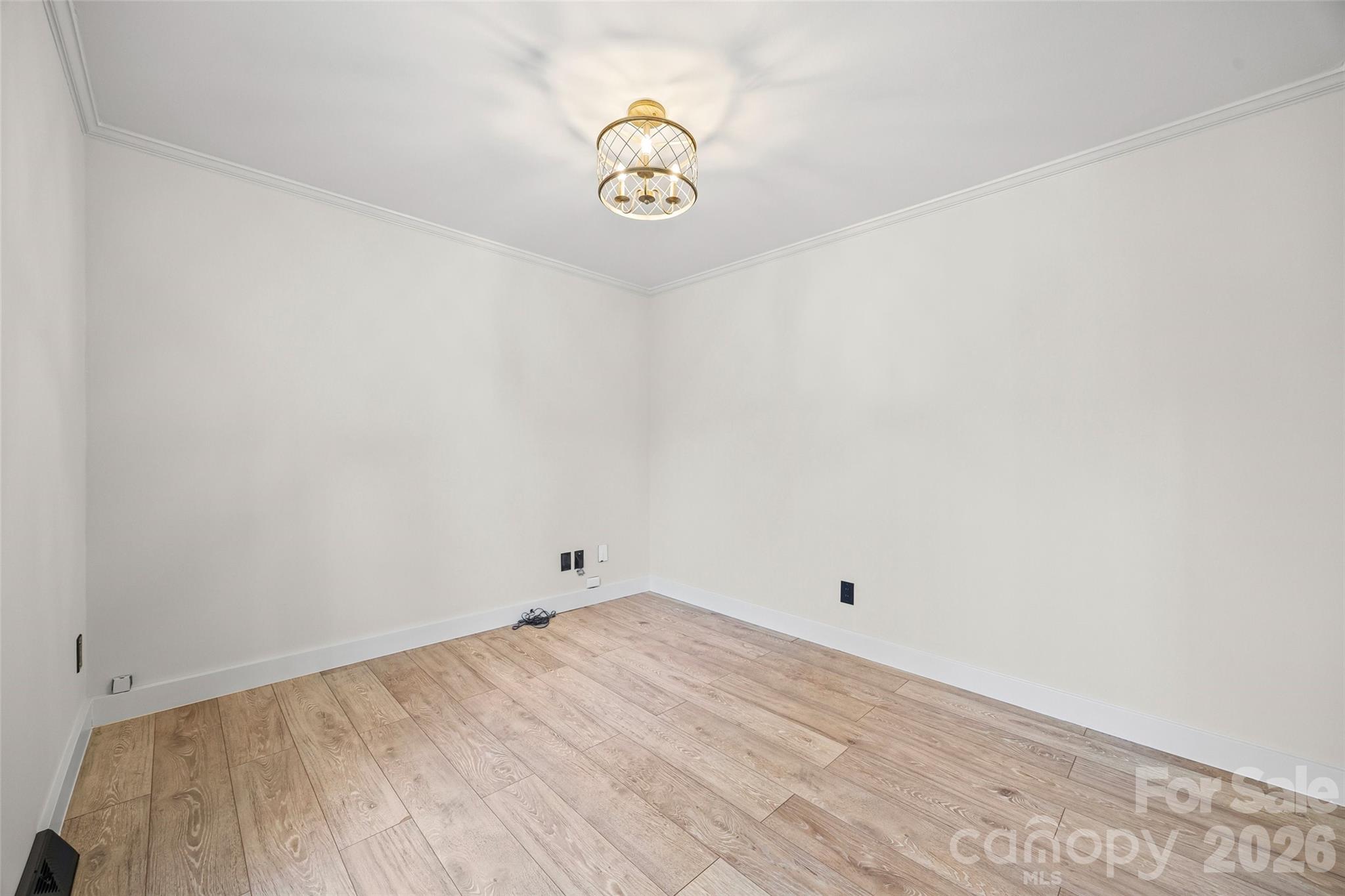 14000 Springwater Drive