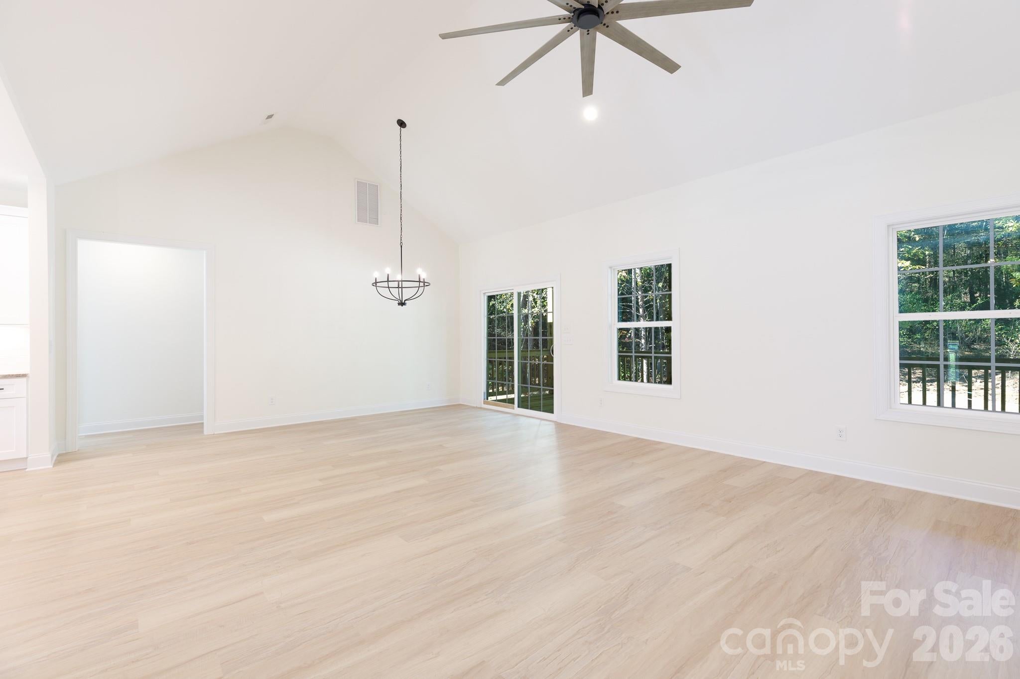 2030 Hunters Creek Lane