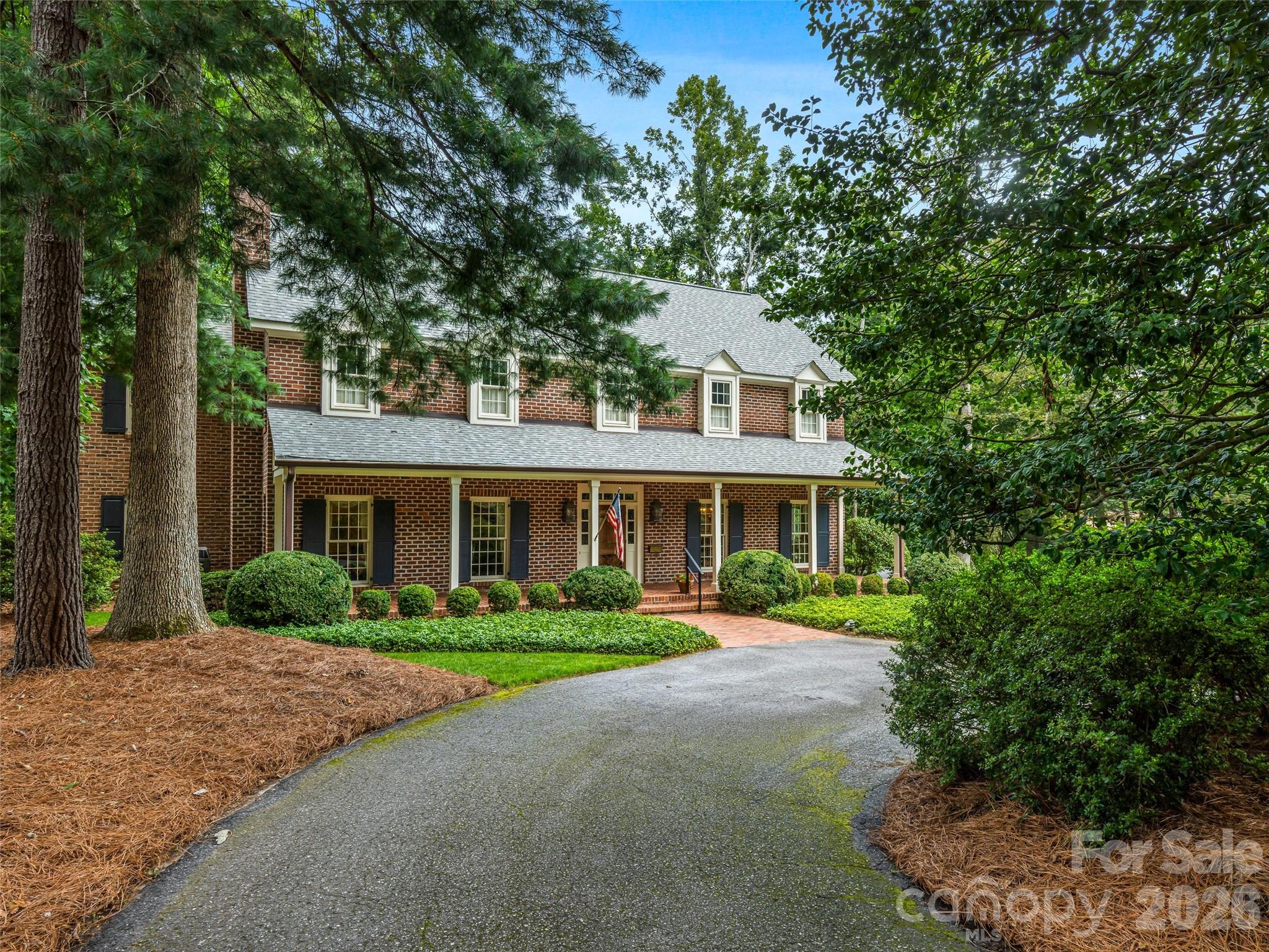 15 Browntown Road