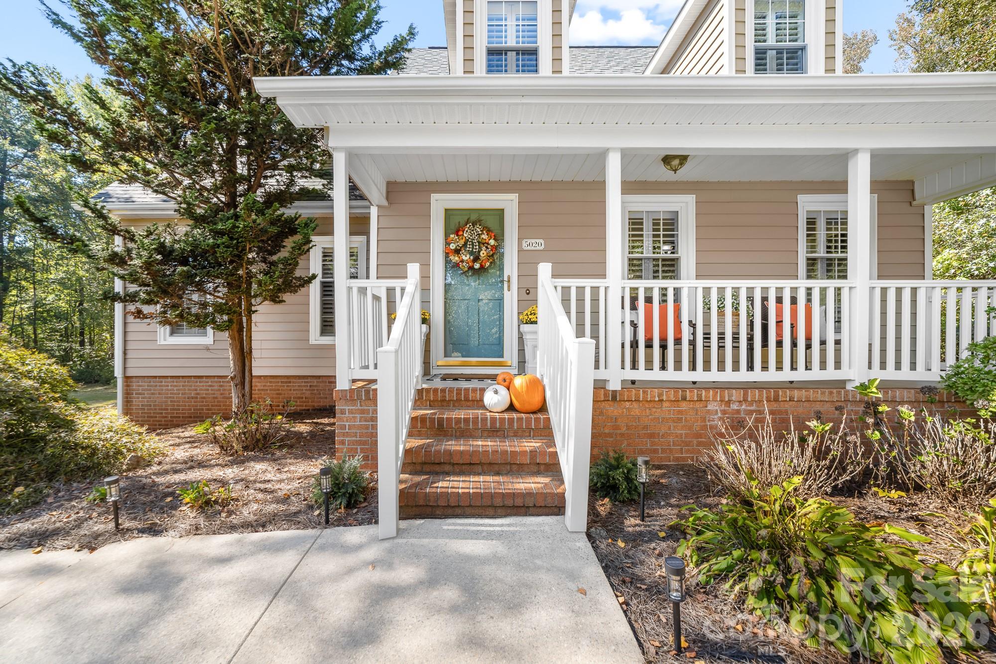 5020 Mandy Lane