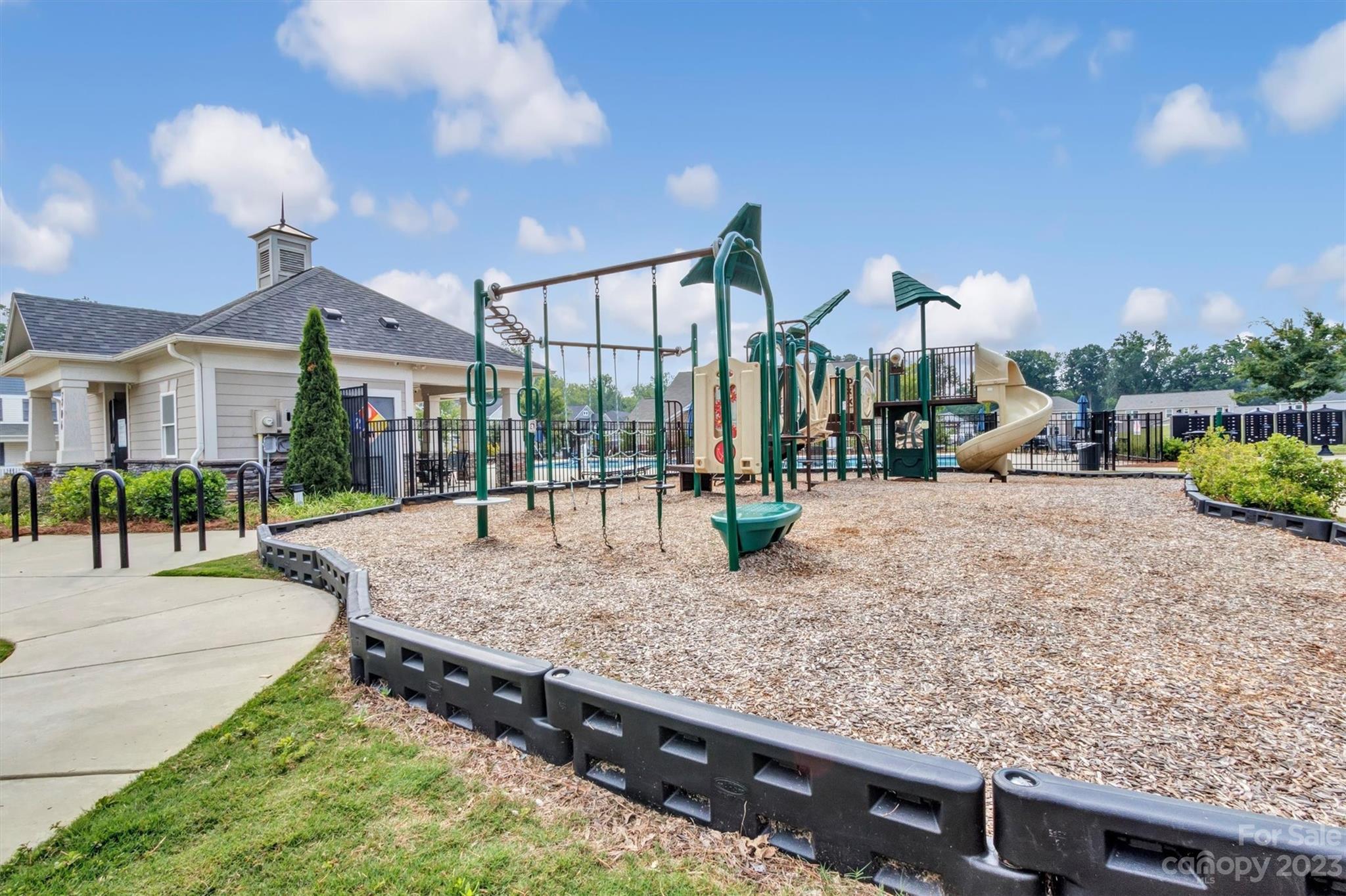 Meridale - Residential