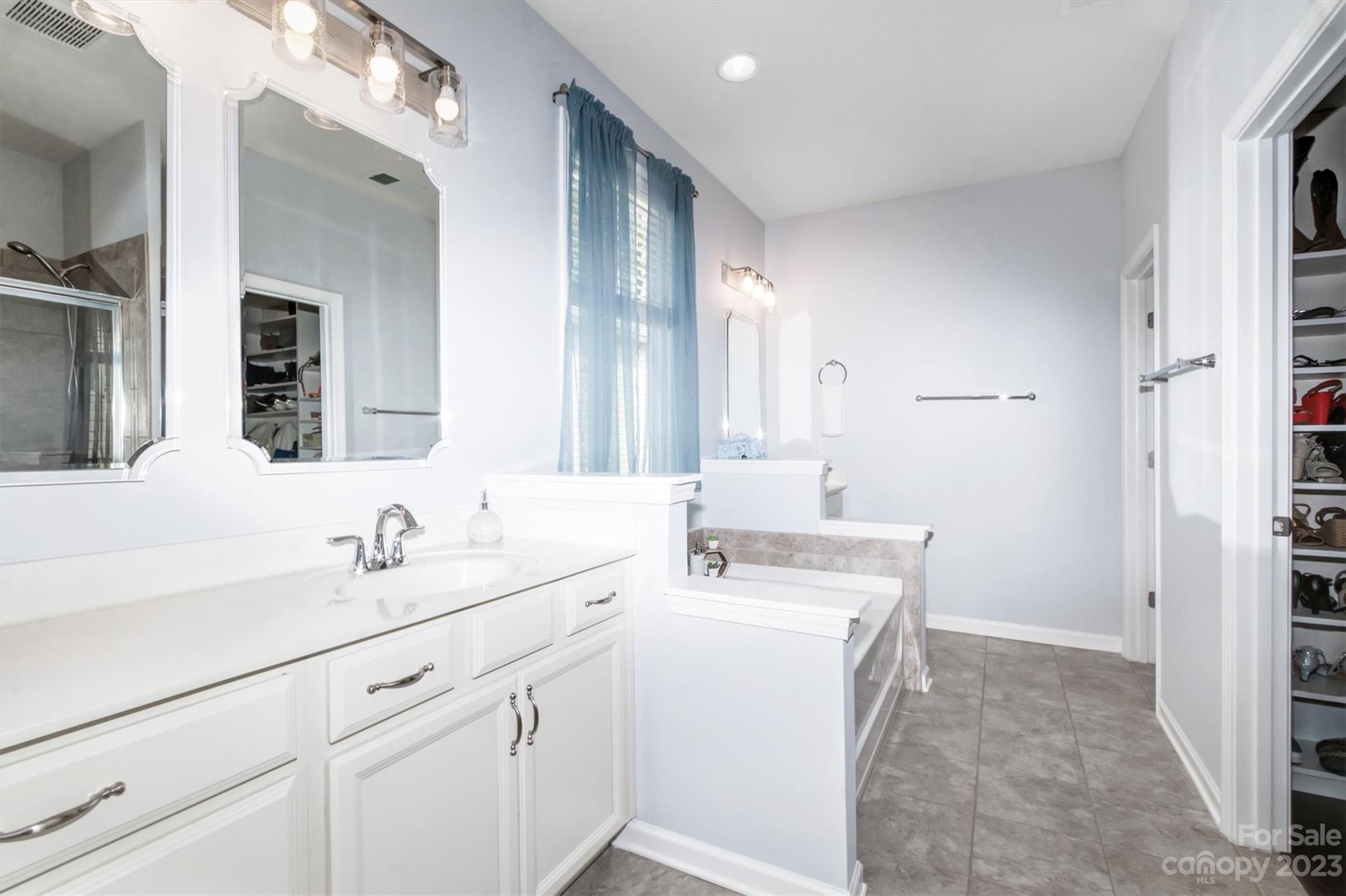 Meridale - Residential