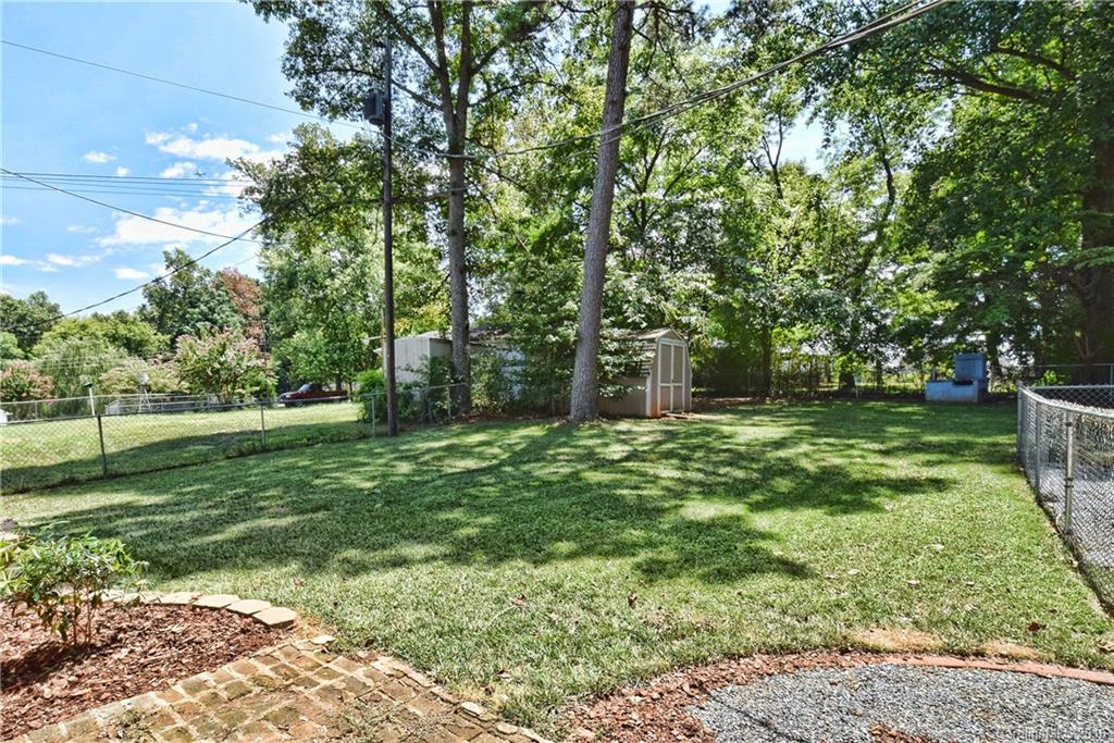 Pleasant Oaks - Residential