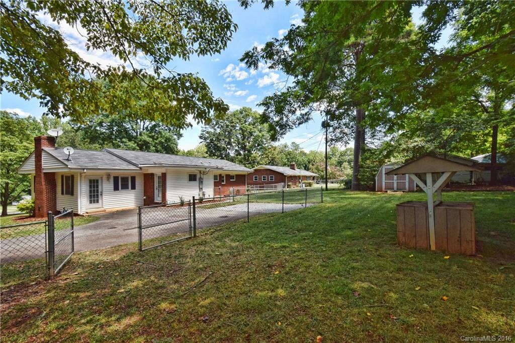 Pleasant Oaks - Residential