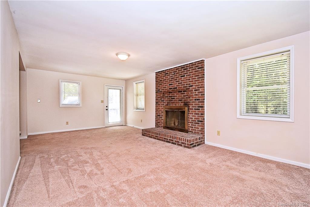 Pleasant Oaks - Residential