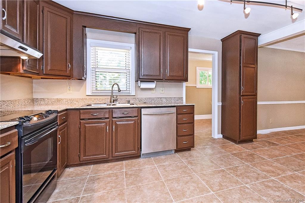 Pleasant Oaks - Residential