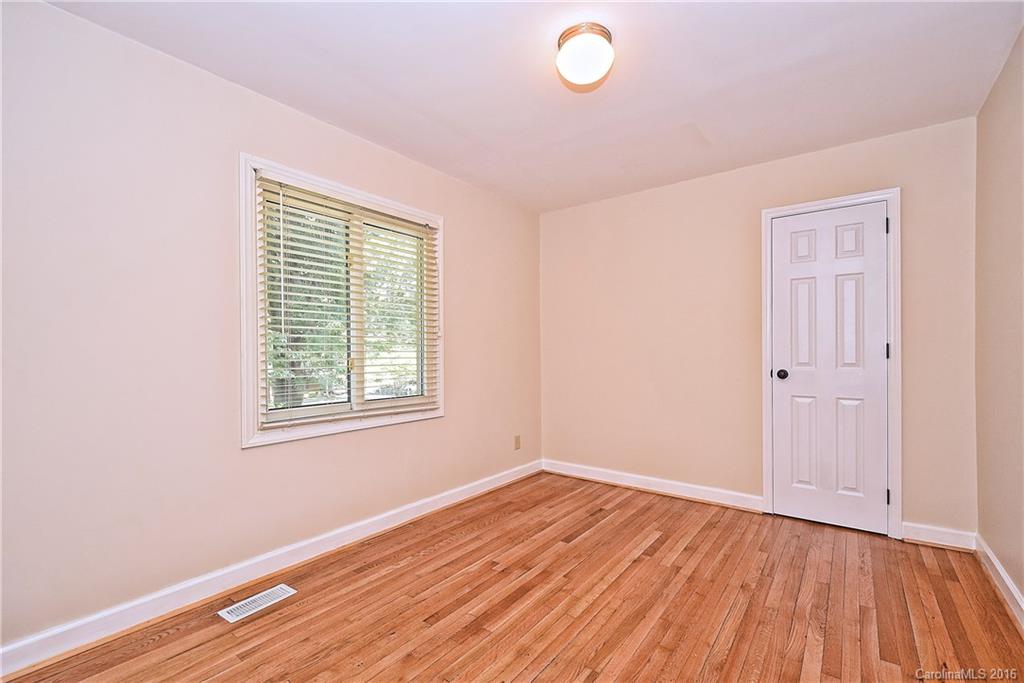 Pleasant Oaks - Residential