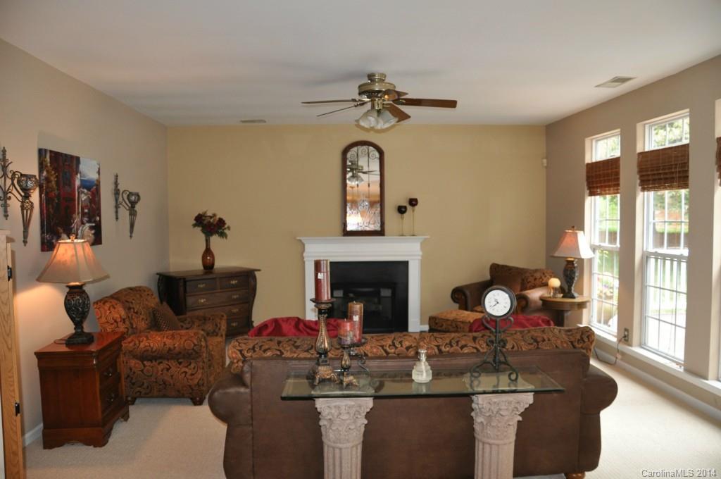 Wiltshire Manor - Residential