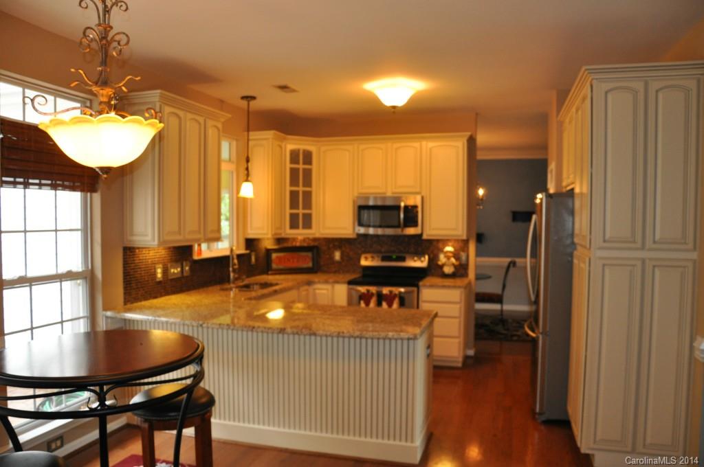 Wiltshire Manor - Residential