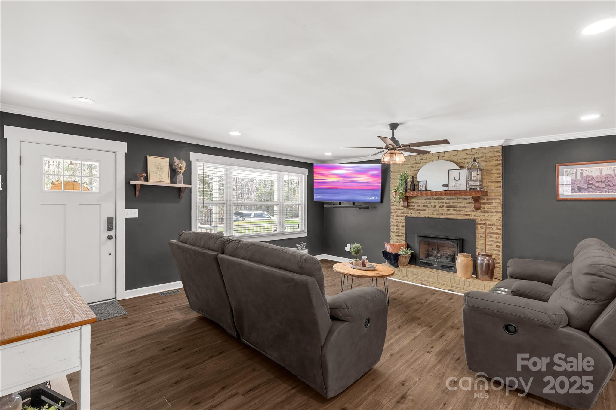 Woodland Hills - Residential