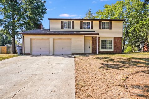 11222 Smoke Tree Lane Charlotte NC 28226