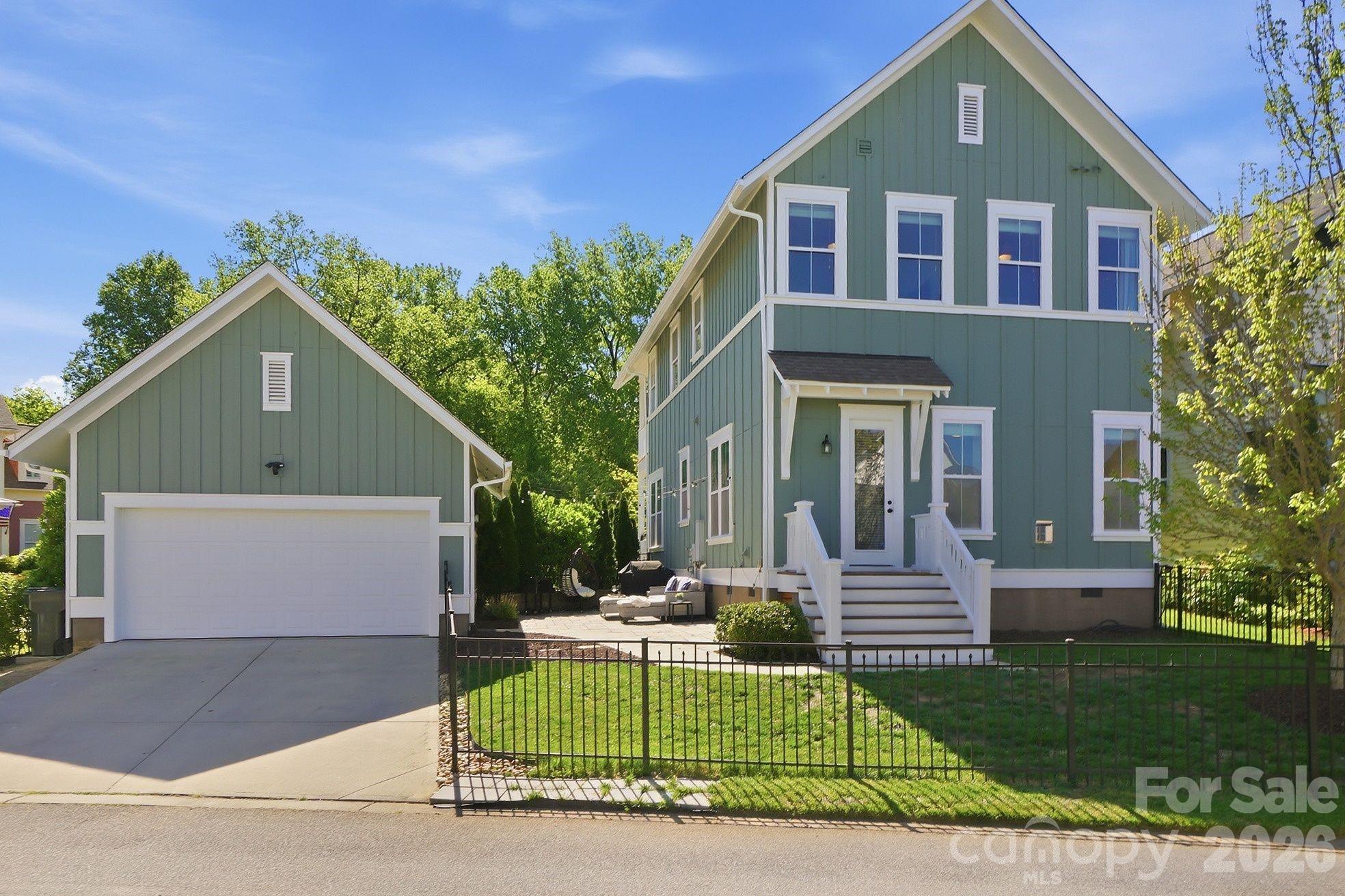 Riverwalk - Residential