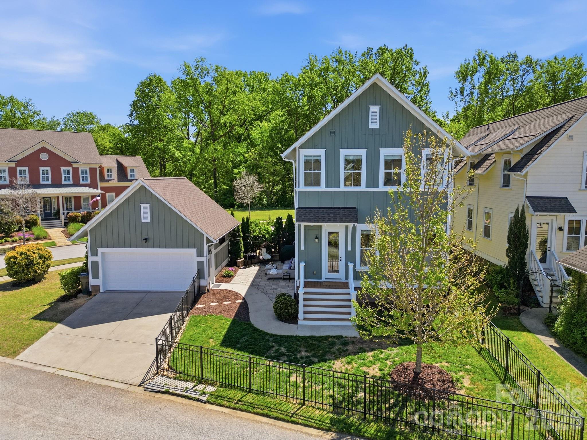 Riverwalk - Residential