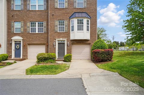 7753 Jackson Pond Drive Charlotte NC 28273