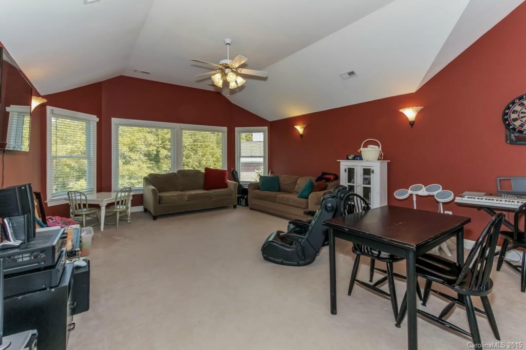 Rea Woods - Residential