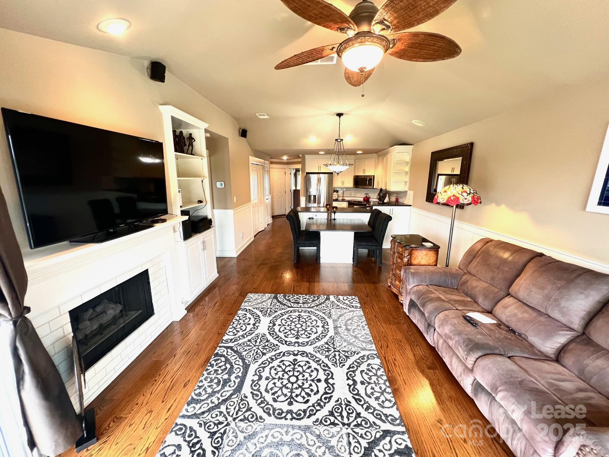 Cornelius, North Carolina 28031, United States, 2 Bedrooms Bedrooms, ,2 BathroomsBathrooms,Residential,Active,124096