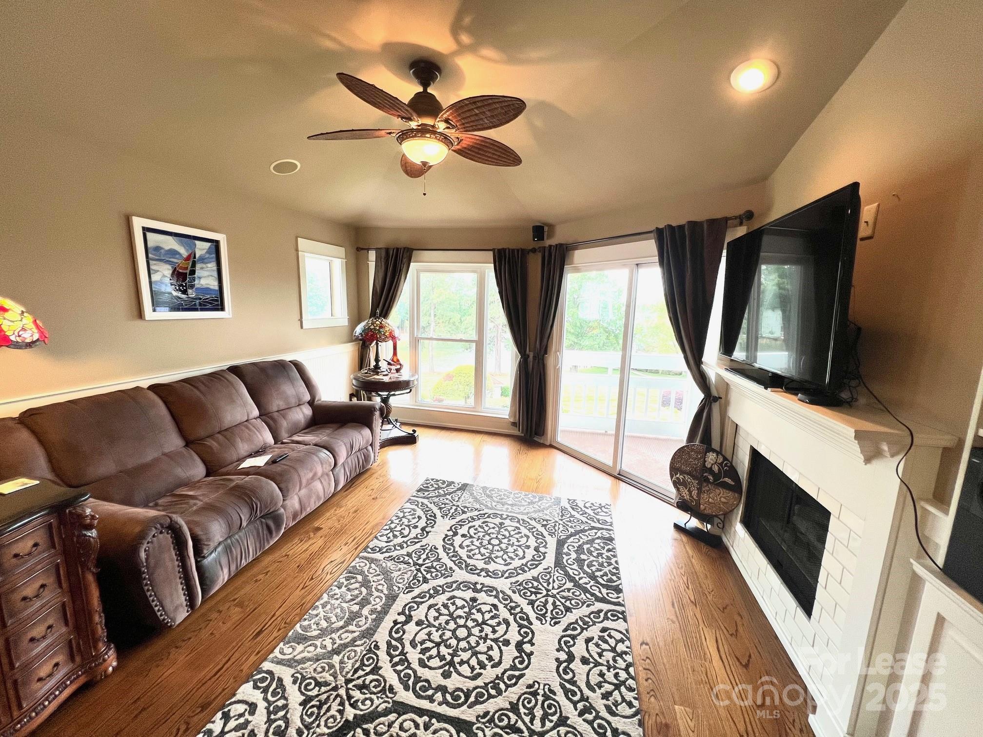 Cornelius, North Carolina 28031, United States, 2 Bedrooms Bedrooms, ,2 BathroomsBathrooms,Residential,Active,124096