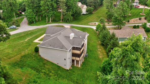 A home in Hendersonville