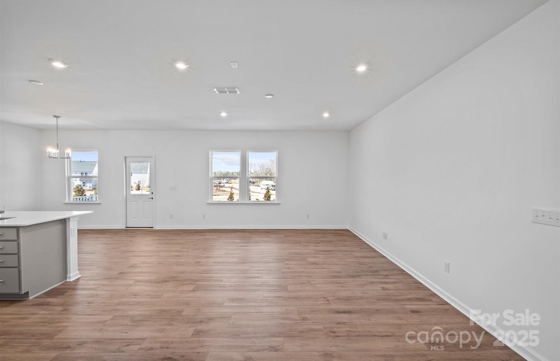 11501 Glasden Road 518